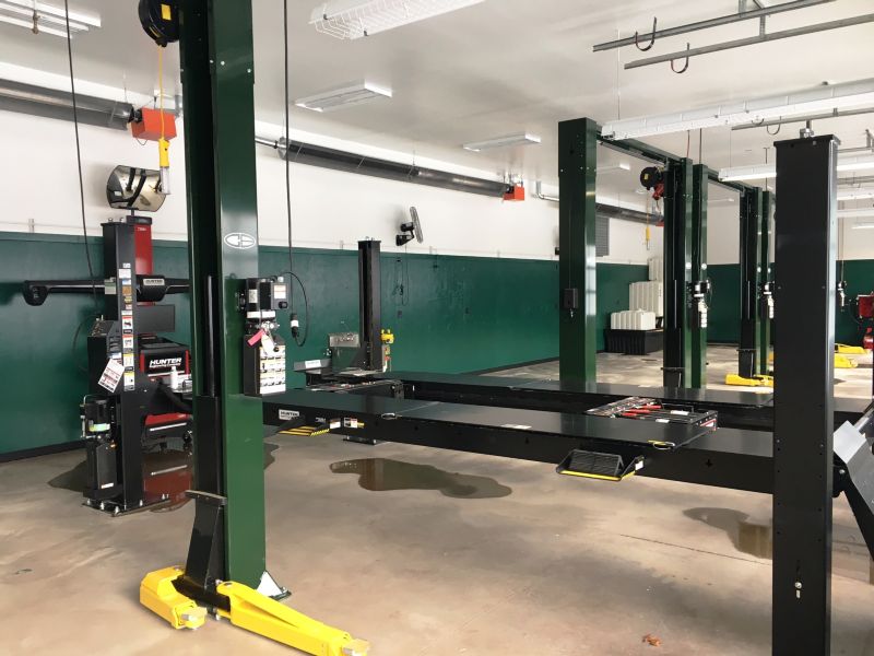 Christian Brothers Auto - Cascade, Michigan