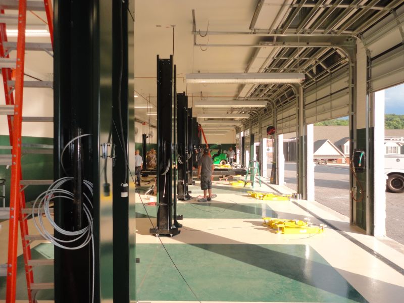 Christian Brothers Auto - Knoxville, Tennessee