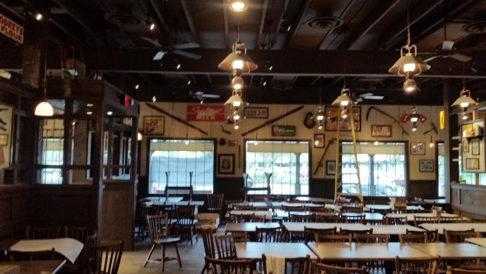 Cracker Barrel - Jantzen Beach, Oregon