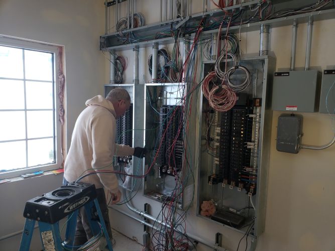 Christian Brothers Auto - Bolingbrook, Illinois