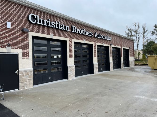 Christian Brothers Auto - Oveido, Florida