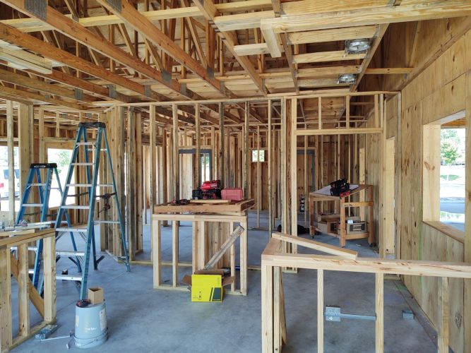 Christian Brothers Auto - Oveido, Florida