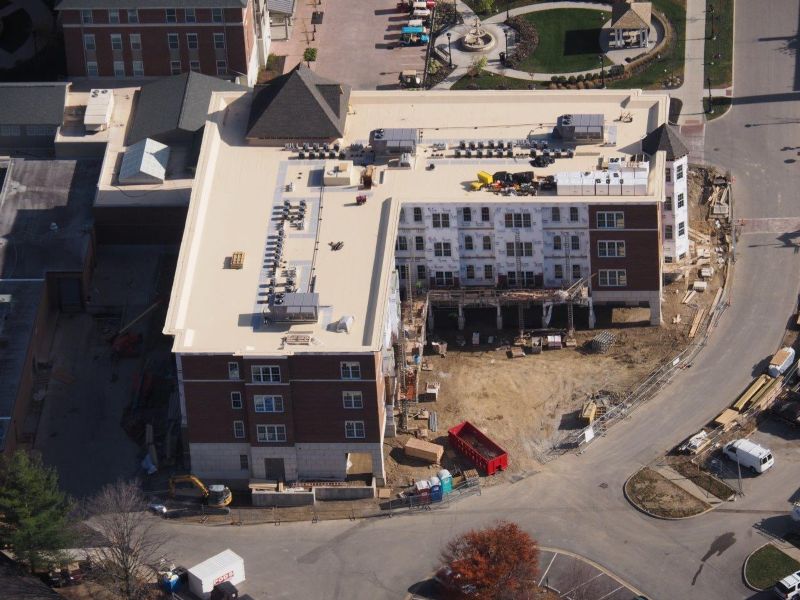 Multi Tenant/Multi Story