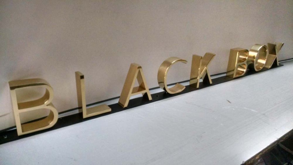 Letters & Logo Signs