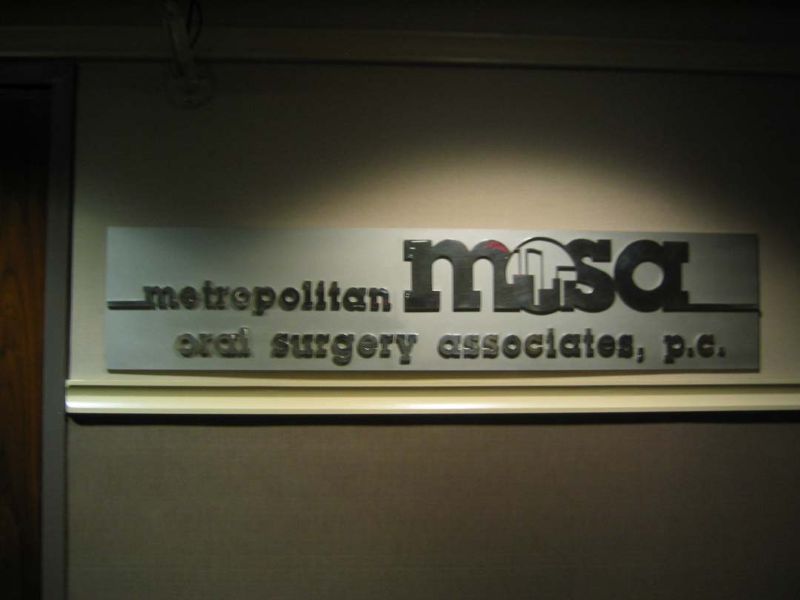 Letters & Logo Signs