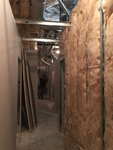 Office ER Center-Office/Warehouse