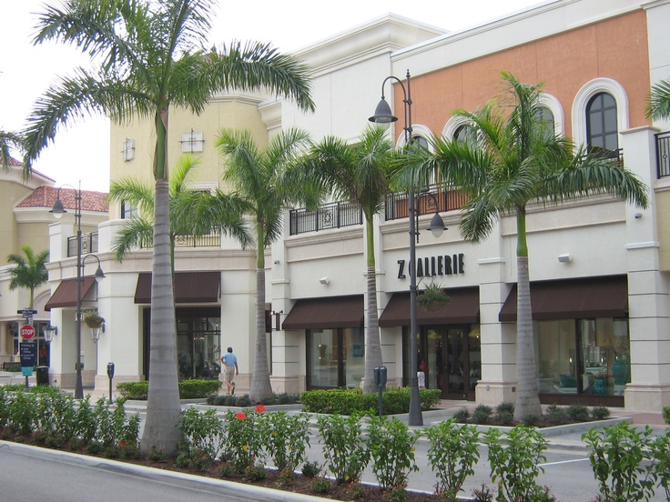 Z-Gallerie-Gulfstream Park. Hallandale, Florida 