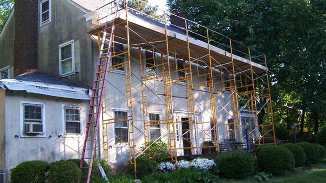 https://pvu.thebluebook.com/inc/img/qp/63755/scaffold-installation-jobs-homes-churches6.jpg