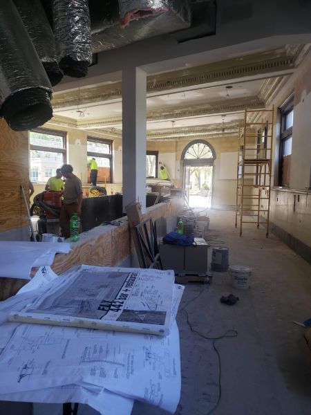  Fly Bar and Resurant