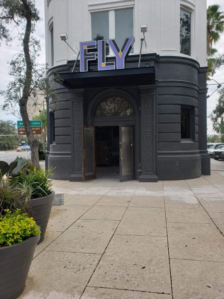  Fly Bar and Resurant