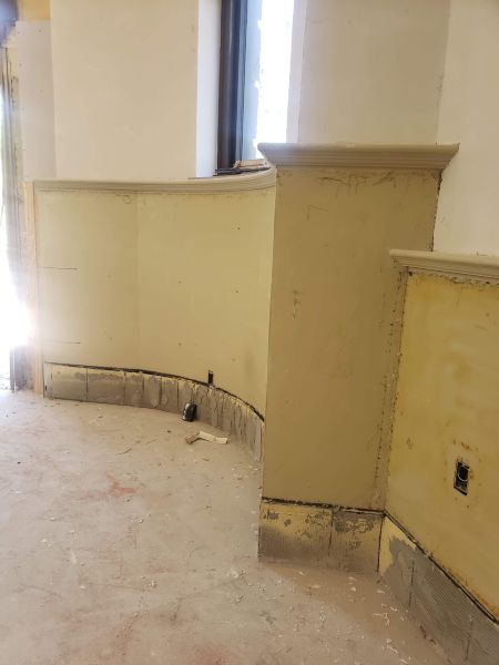  Fly Bar and Resurant