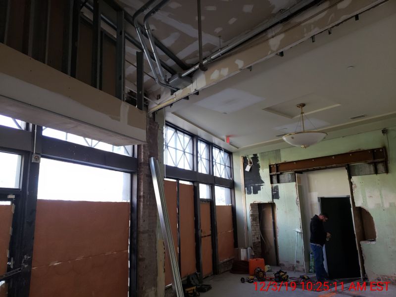  Fly Bar and Resurant