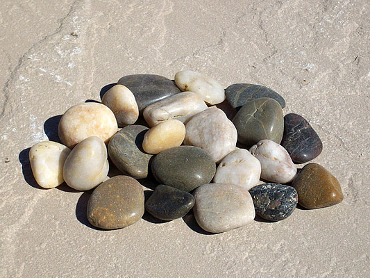 Exotic Pebbles: Mixed Colors