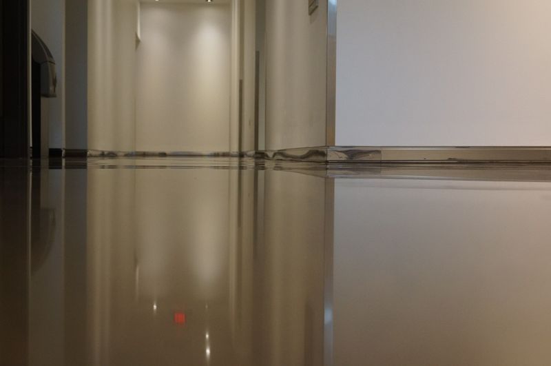 Polished Self-Leveler