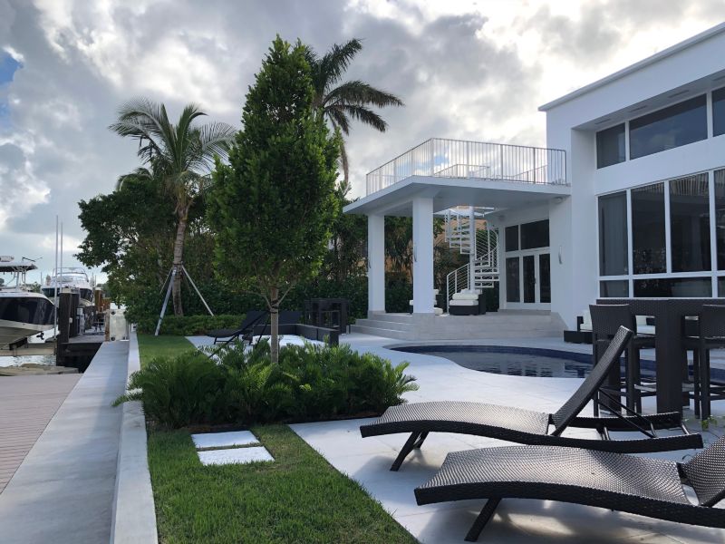 BAY HARBOR ISLAND