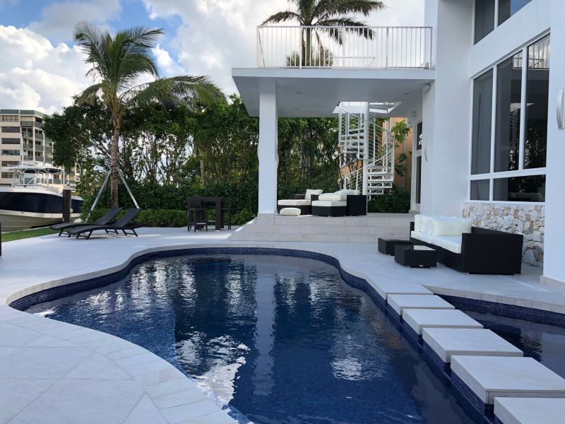 BAY HARBOR ISLAND