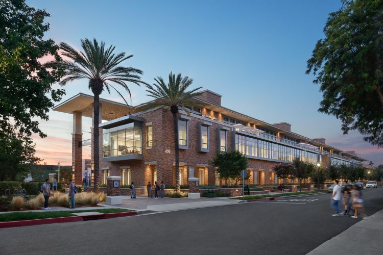 Chapman University &ndash; Keck Center For Science And Engineering