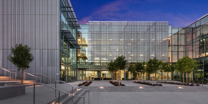 LMU&ndash; Life Sciences Building