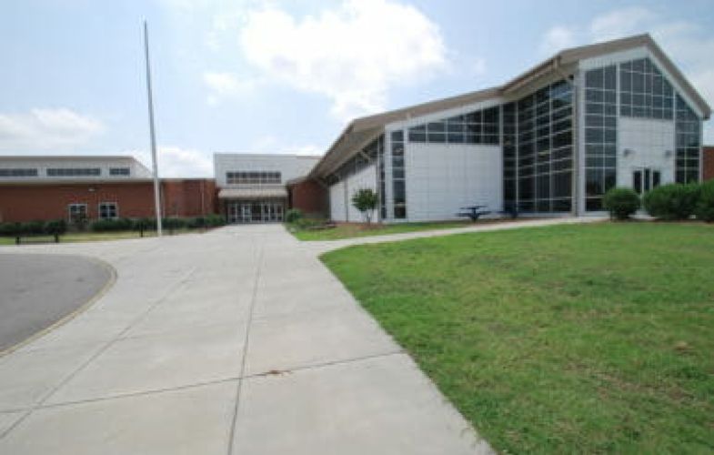 Southern Lee High School